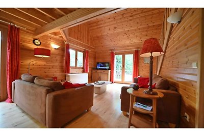 Gemütliches freistehendes Chalet mit Sauna in...