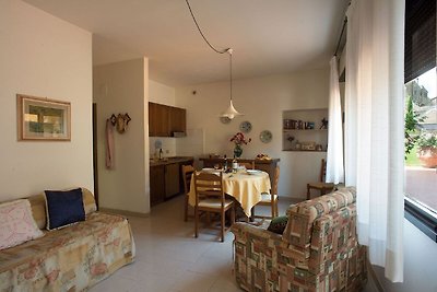 Apartment in San Donato in Poggio mit...