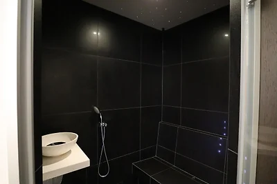 Villa in Tirol mit Pool