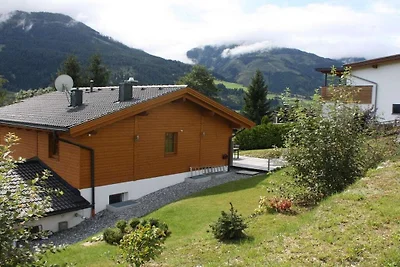 Casetta a Piesendorf con piscina