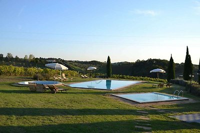 Gemütliches Ferienhaus mit Schwimmbad mit whi...