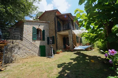 Komfortable Villa in Santa Fiora mit...