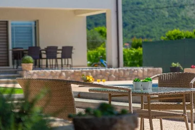 Ferienhaus in Imotski mit Schwimmbecken