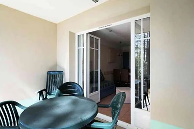 Ferienhaus in Lacanau nahe Strand & Pool