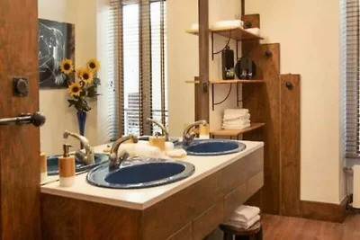 Luxuriöses Apartment mit Casino-Terrasse