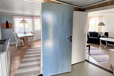 6 person holiday home in LÖTTORP