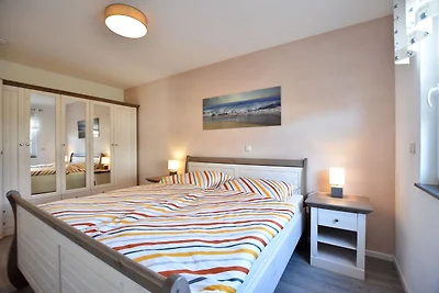 Schönes Ferienhaus in Barnekow mit Kamin