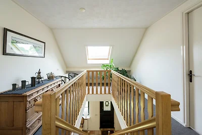 Großer Bauernhof in der Nähe des Pieterpads