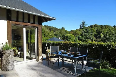Cottage, St Martin aux Buneaux