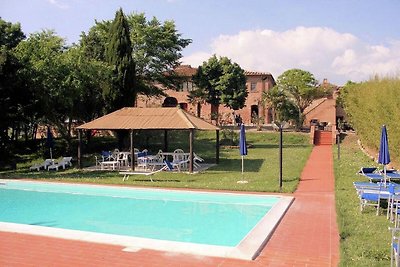 Agriturismo con piscina e aria condizionata