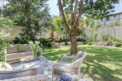 Appartamento a Lucca con giardino, Wifi
