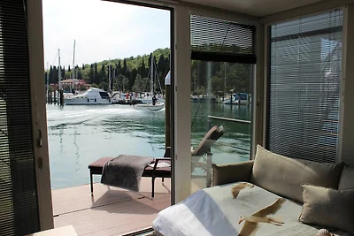 The Seaborn Residence - Two Bedroom Floating...