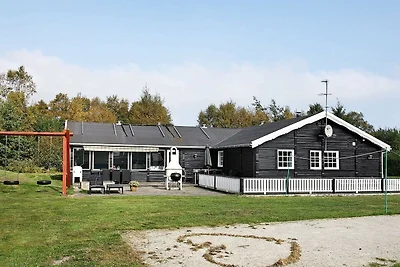 15 Personen Ferienhaus in Hals-By Traum
