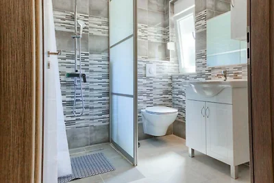 Majestic Kastel Stari Apartment with Terrace ...