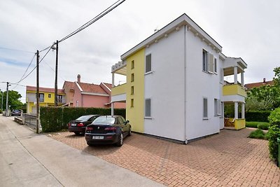 Simplistic Apartment in Sukošan mit Balkon