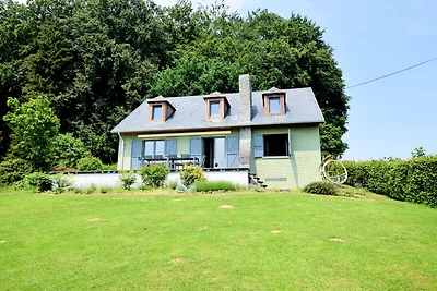Modernes Ferienhaus in Flobecq mit Garten
