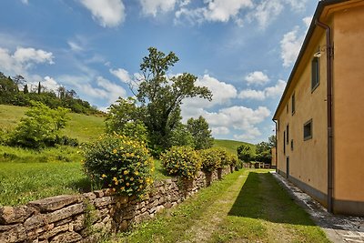 Luxurious Holiday Home in Ghizzano Italy with...