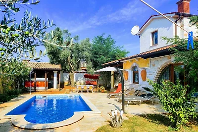 Casa vacanze a ian con piscina privata