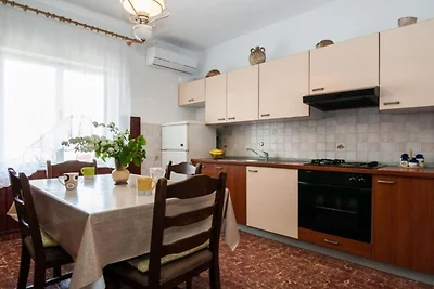 Seaside Oasis Apartments on Island Ugljan - T...