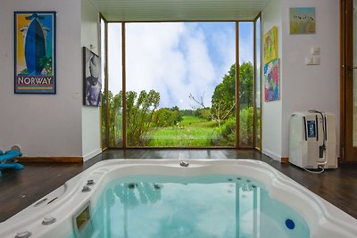 Schönes Steinhaus mit Jacuzzi