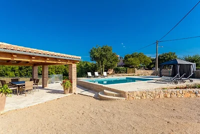 Villa a Malinska con piscina privata