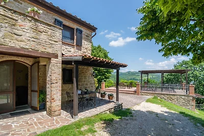 Bauernhof mit Blick in Fratticiola