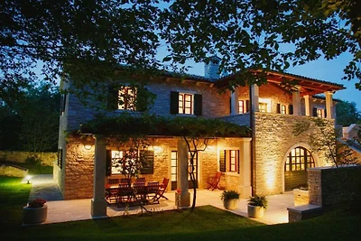Villa in Kringa mit Barbecue und Wifi