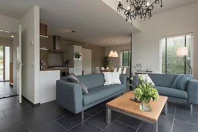 Luxe villa in Harderwijk met tuin