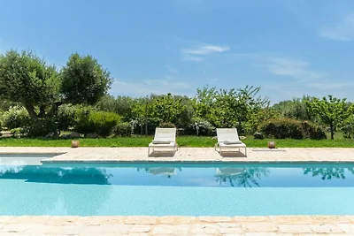 Charme Ostunese con piscina