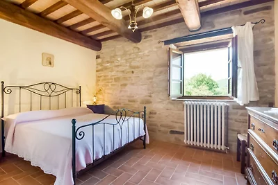 Ferienhaus in Cittא di Castello mit Garten