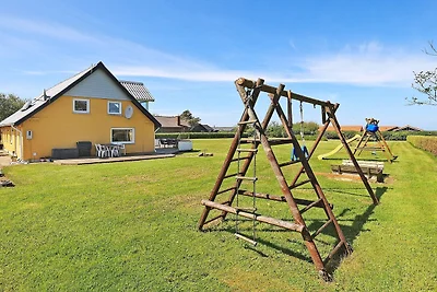 10 person holiday home in Vinderup-By Traum