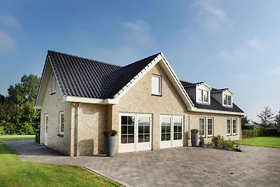 Ferienhaus in der Nähe von Schoorl und Strand