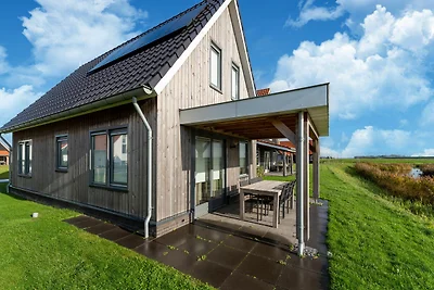 Ferienhaus in Scherpenisse mit Terrasse
