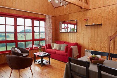 Authentic wooden holiday home in peaceful gre...