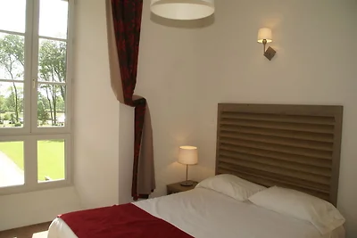 Schöne Wohnung in einem Schloss