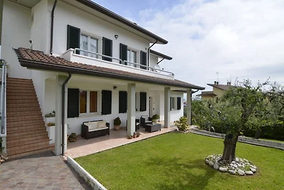 Spaziosa villa con giardino a Gemmano