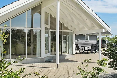 8 Personen Ferienhaus in Væggerløse-By Traum
