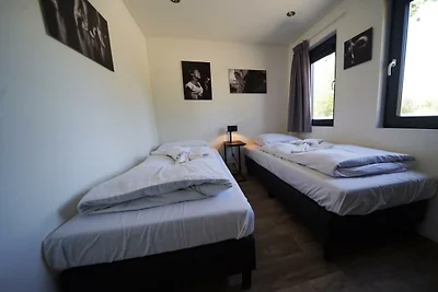 Vakantiehuis in Biddinghuizen met terras