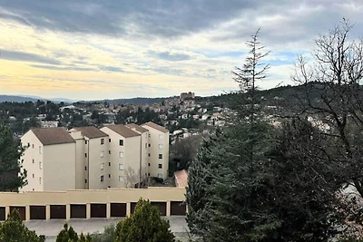 Appartement in de Provence met uitzicht op he...