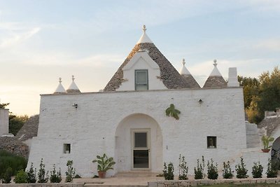 Trullo-Ferienhaus mit Pool nahe Cisternino-eh...