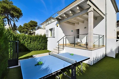 Villa in Playa de Muro met privézwembad