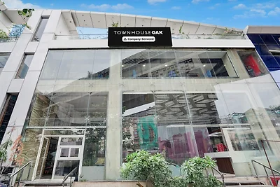 Stazione ferroviaria di Townhouse Oak Jaipur