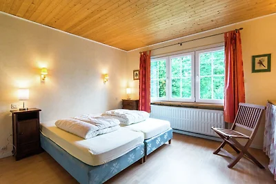 Gemütliches Chalet mit Garten am See in...