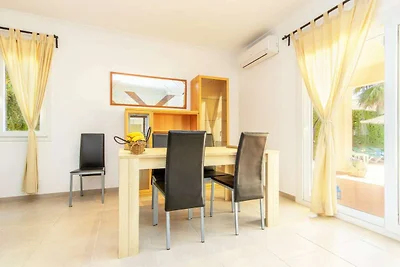 Moderne Villa mit Pool in Cala d'Or