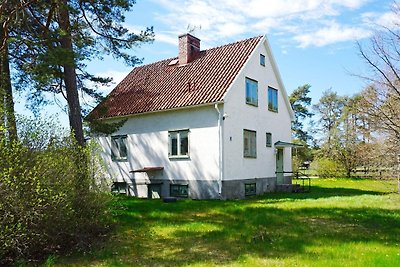 4 Personen Ferienhaus in STÅNGA