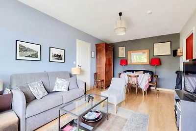 Entfliehen Sie in der Nähe des Hafens von Les...