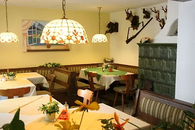 Erholsame Wohnung in Scheffau mit Wohnküche, ...
