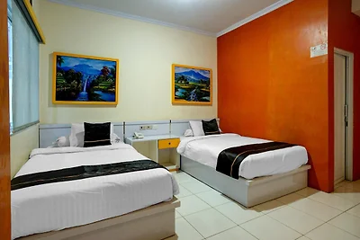 Lima Residence Deluxe Twin