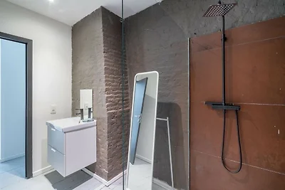 Wohnung am Flussufer für 9 Gäste