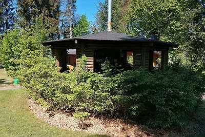 Chalet in Wibrin mit privatem Fischteich